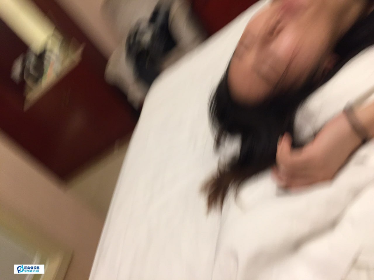 Come see her unable to resist me!I'm fucking hard! - Image 8